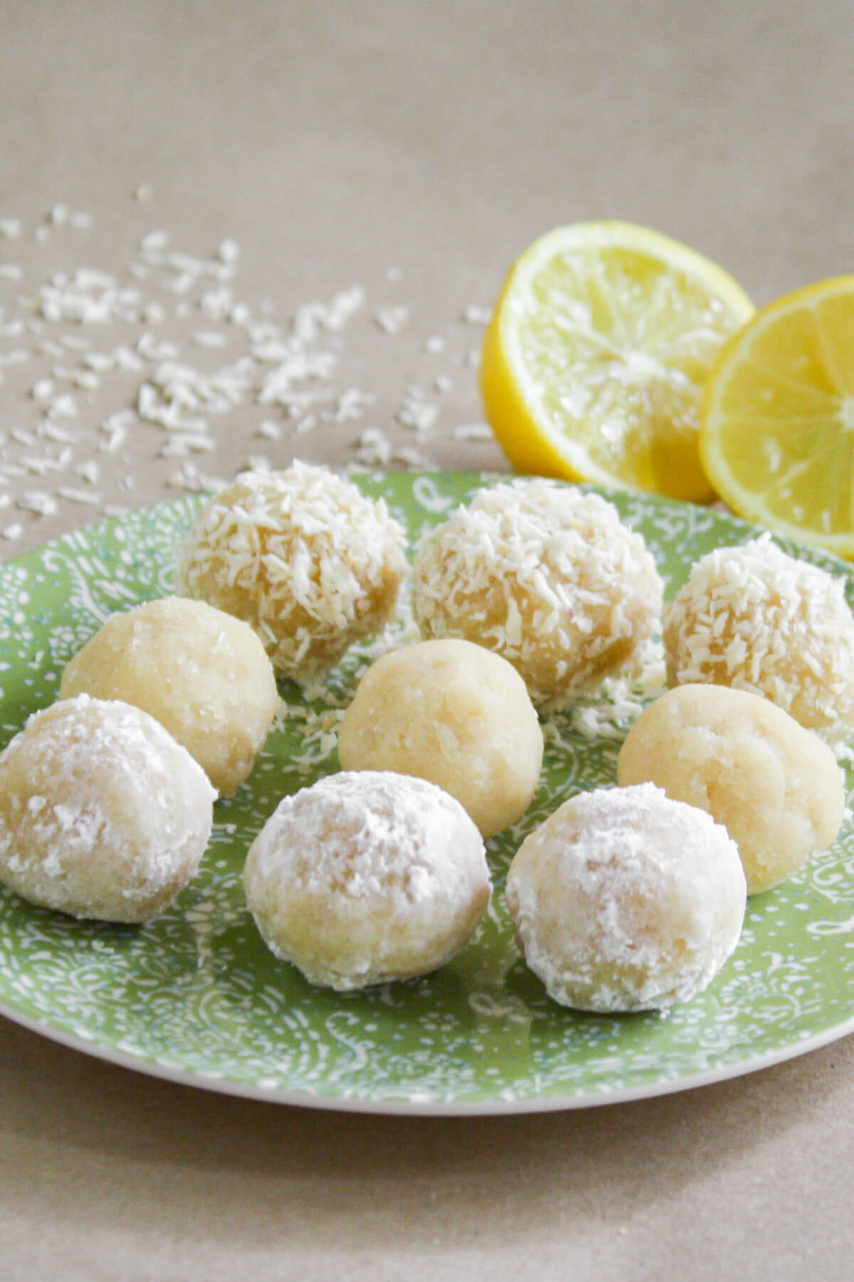 Mastering Vegan Lemon Meltaways: The Perfect Creamy & Crispy Ratio